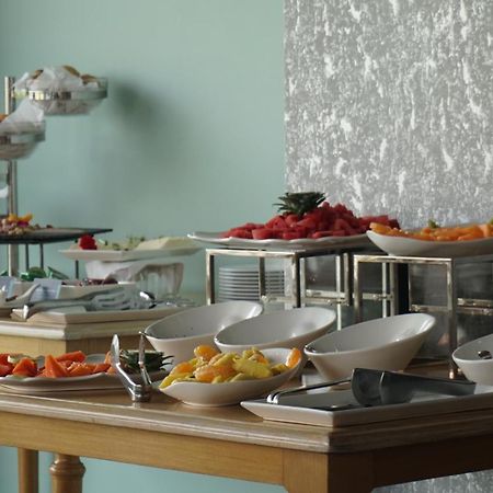 Quo Quality Hotel Manizales Zewnętrze zdjęcie A buffet