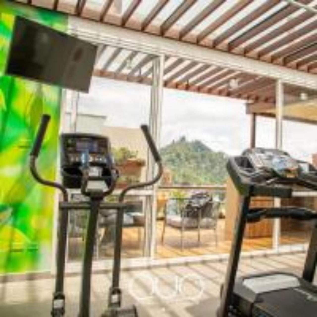 Quo Quality Hotel Manizales Zewnętrze zdjęcie The gym at the hotel