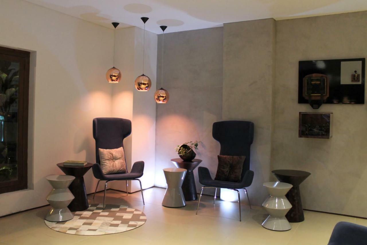 Quo Quality Hotel Manizales Zewnętrze zdjęcie Interior of the showroom